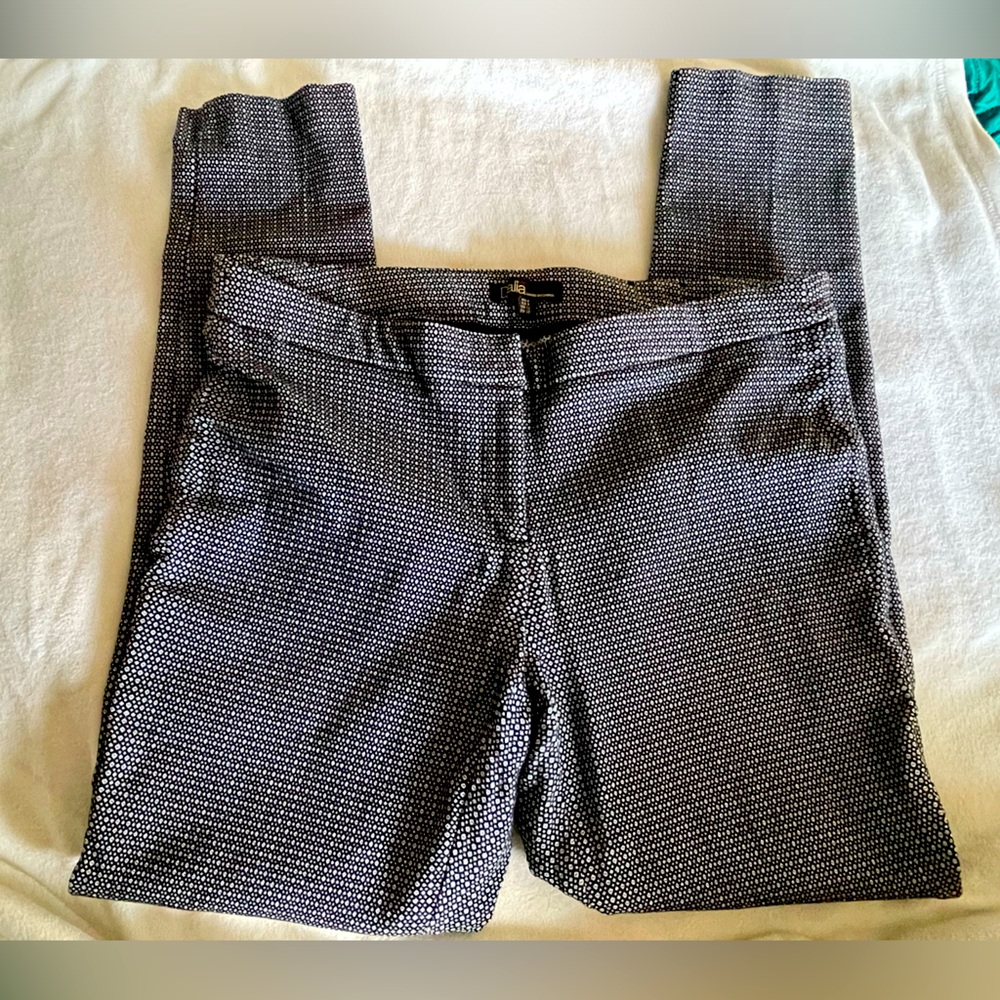 Dalia collection women’s dress pants. Size 8